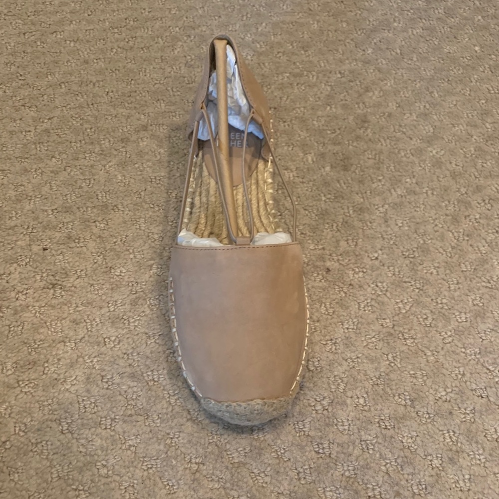 NWT Eileen Fisher espadrilles. Size 6 beige